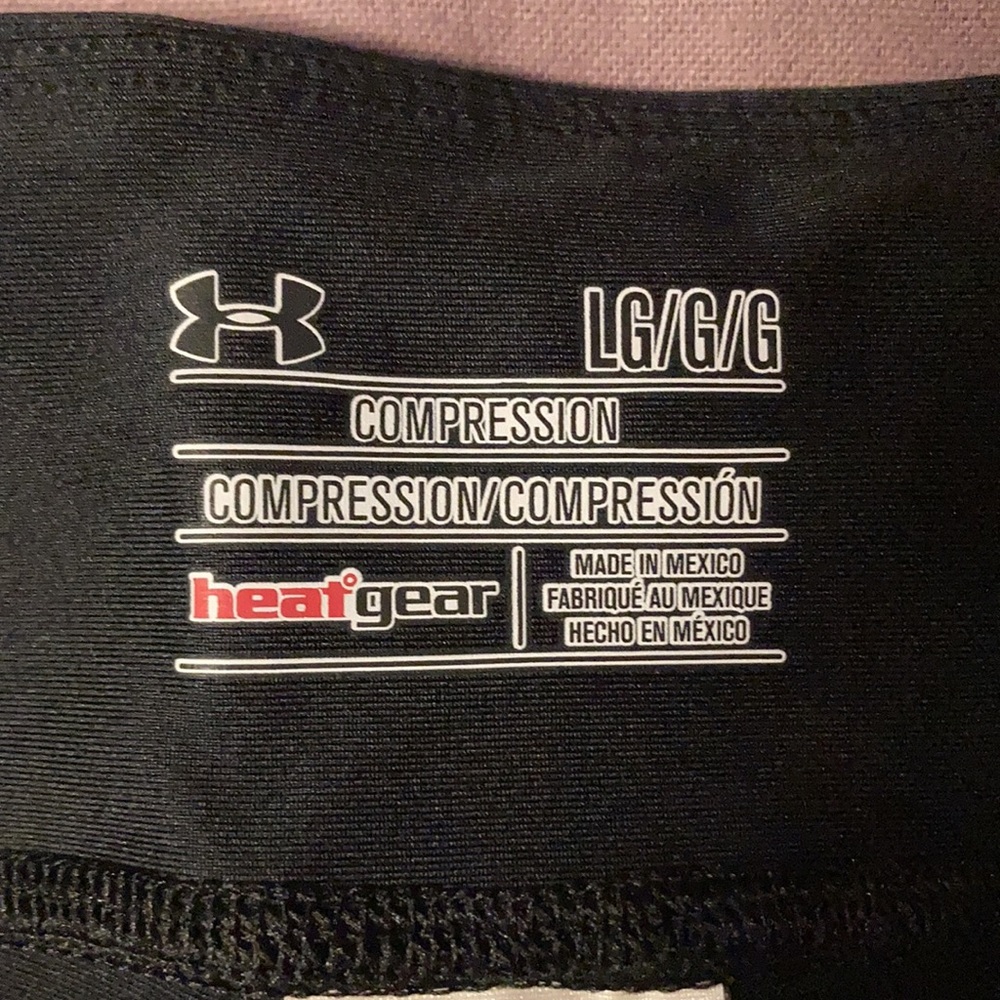—Set of 2 Large Black under Armour Compression Shorts - Picture 6 of 9